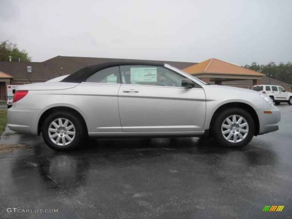 2010 Sebring LX Convertible - Bright Silver Metallic / Dark Slate Gray photo #4