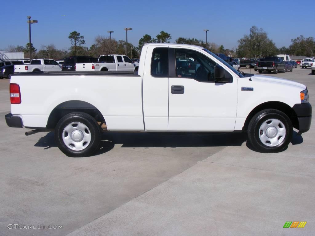 2006 F150 XL Regular Cab - Oxford White / Medium Flint photo #5