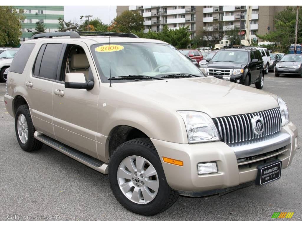 2006 Mountaineer Luxury AWD - Light French Silk Metallic / Camel photo #3