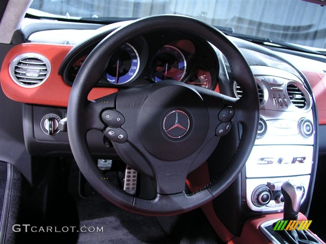 2006 Mercedes-Benz SLR McLaren Steering Wheel Photos