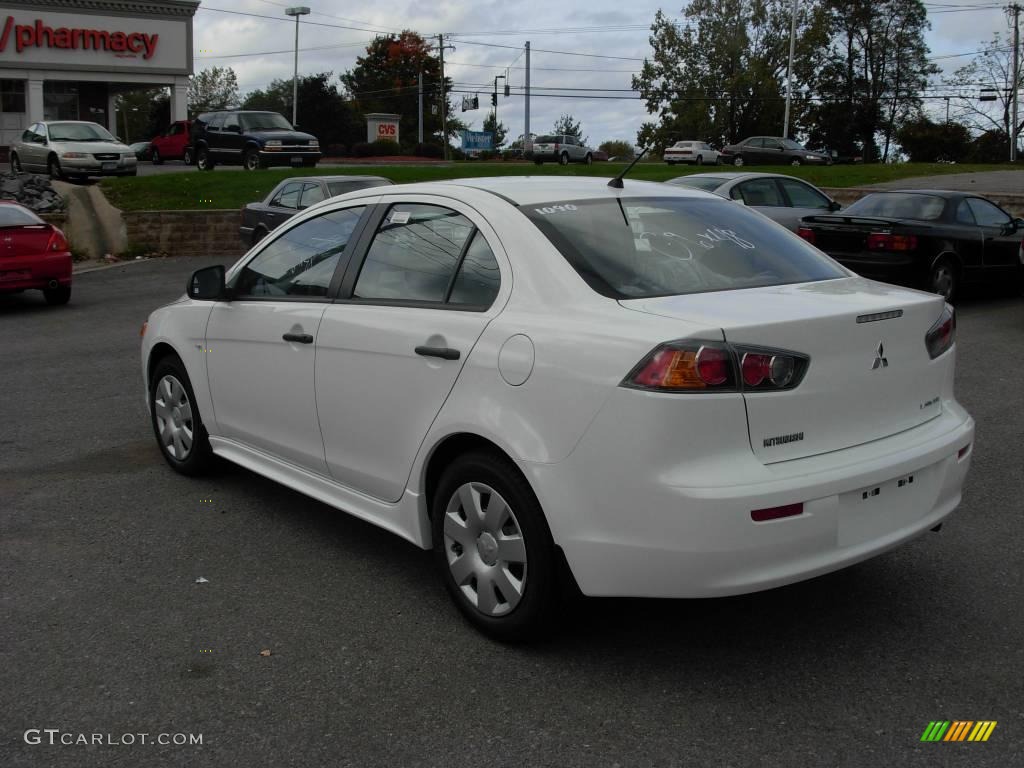 2010 Lancer DE - Wicked White Metallic / Black photo #7