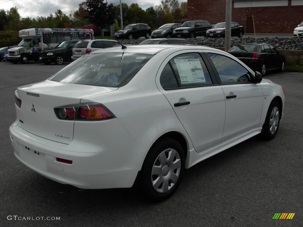 2010 Lancer DE - Wicked White Metallic / Black photo #9