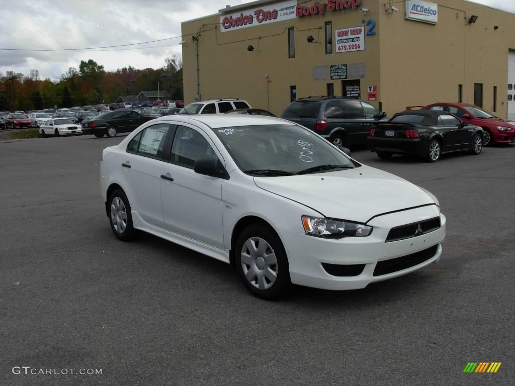 2010 Lancer DE - Wicked White Metallic / Black photo #11
