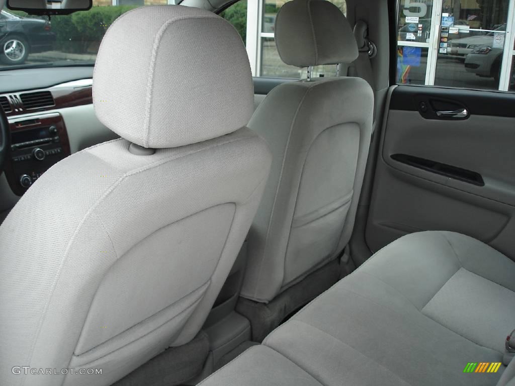 2006 Impala LT - White / Gray photo #11