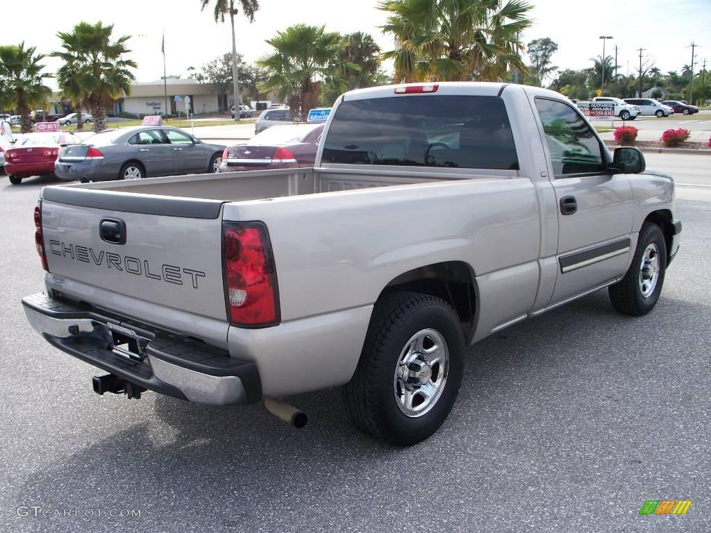 2004 Silverado 1500 Regular Cab - Silver Birch Metallic / Dark Charcoal photo #5