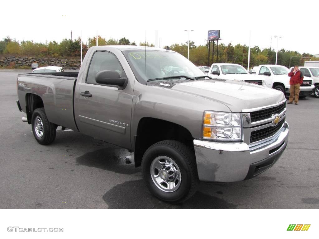 2007 Silverado 2500HD LT Regular Cab 4x4 - Graystone Metallic / Ebony photo #4