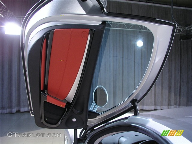 2006 Mercedes-Benz SLR McLaren Red Leather Door Panel Photo #199614