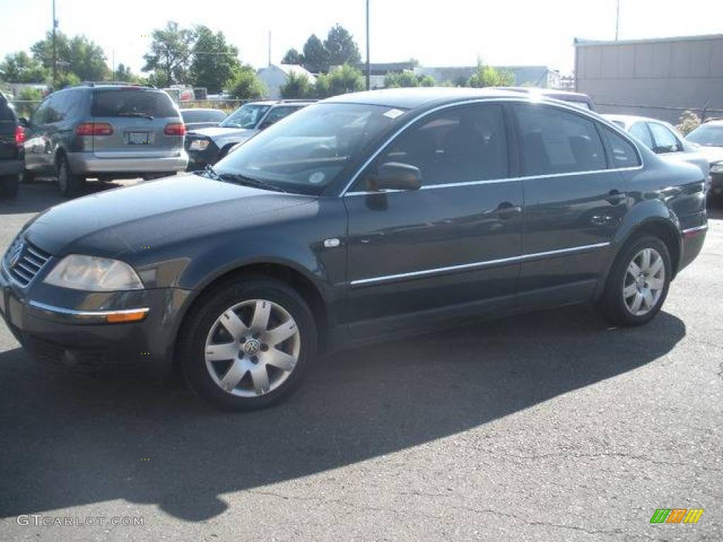 2003 Passat GLX 4Motion Sedan - Blue Anthracite Pearl / Grey photo #1