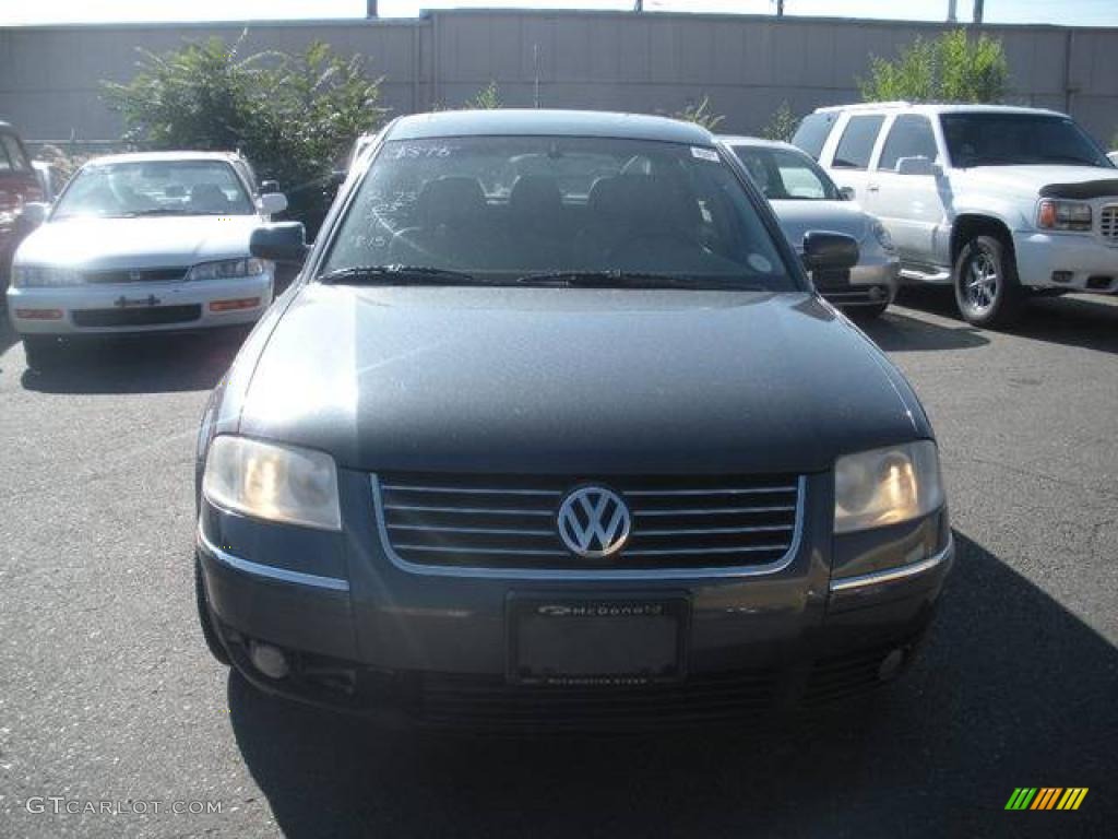 2003 Passat GLX 4Motion Sedan - Blue Anthracite Pearl / Grey photo #5