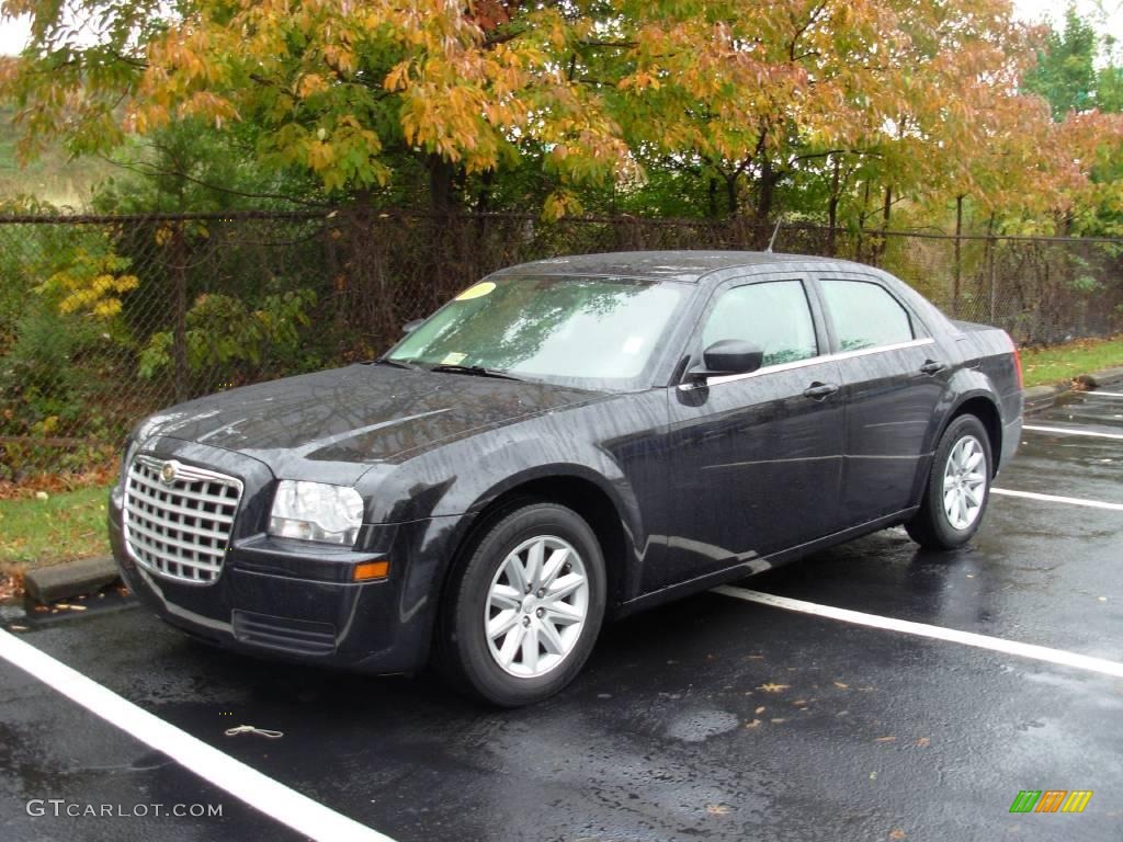 2008 300 LX - Brilliant Black Crystal Pearl / Dark Slate Gray photo #1