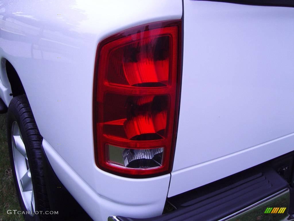 2006 Ram 1500 SLT Quad Cab 4x4 - Bright White / Medium Slate Gray photo #55