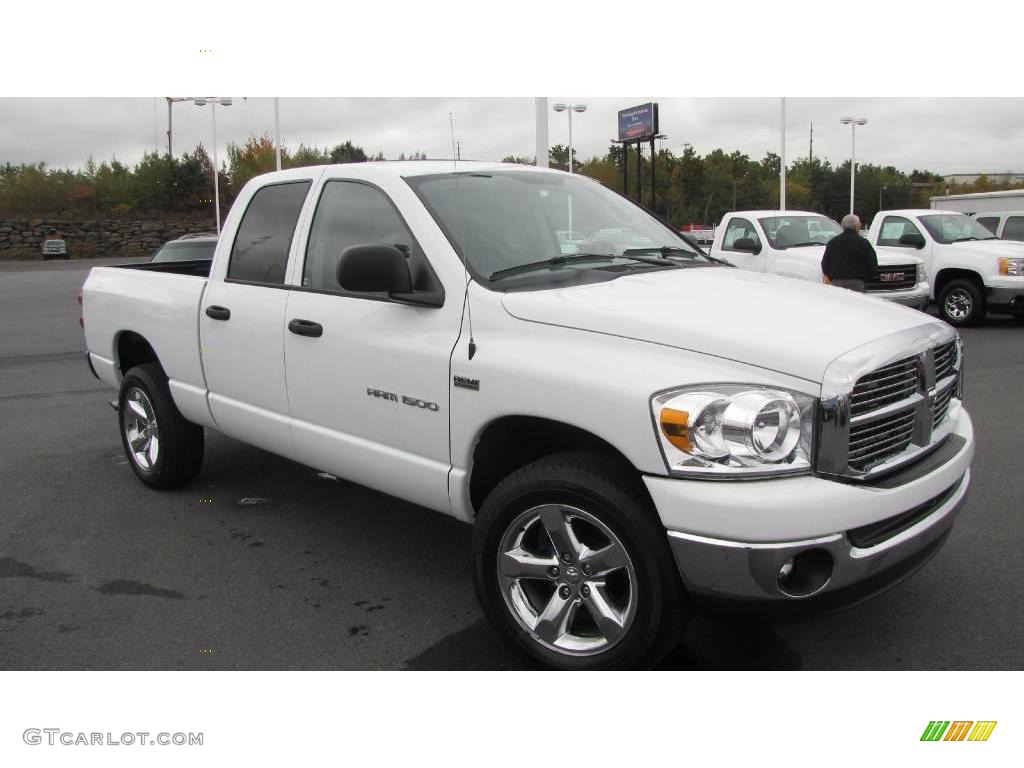 2007 Ram 1500 Big Horn Edition Quad Cab 4x4 - Bright White / Medium Slate Gray photo #4