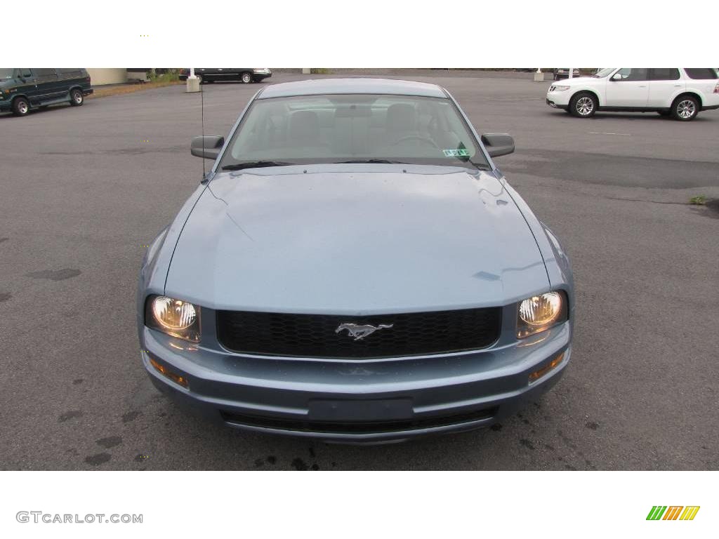 2008 Mustang V6 Deluxe Coupe - Windveil Blue Metallic / Light Graphite photo #3