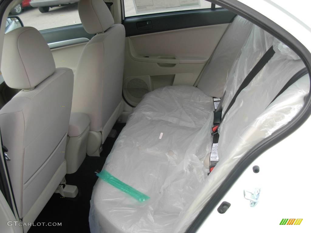 2010 Lancer ES - Wicked White Metallic / Beige photo #3