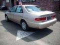 2001 Cashmere Beige Metallic Toyota Camry LE  photo #3