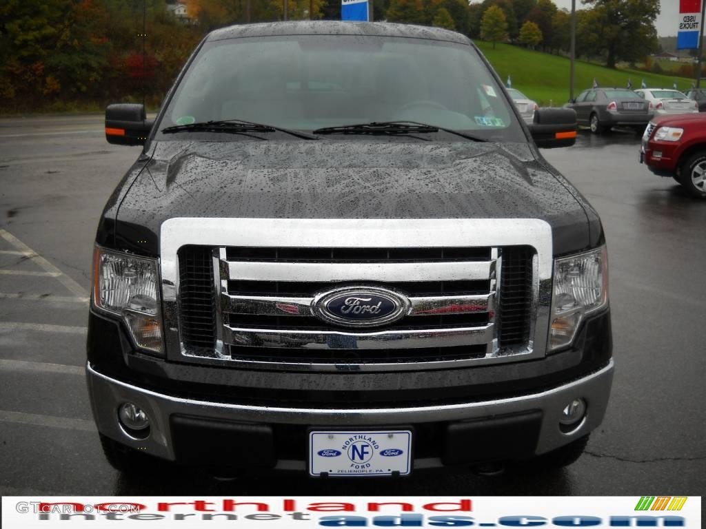 2010 F150 XLT SuperCrew 4x4 - Tuxedo Black / Tan photo #3