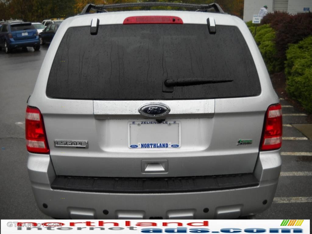 2010 Escape Limited V6 4WD - Ingot Silver Metallic / Charcoal Black photo #7