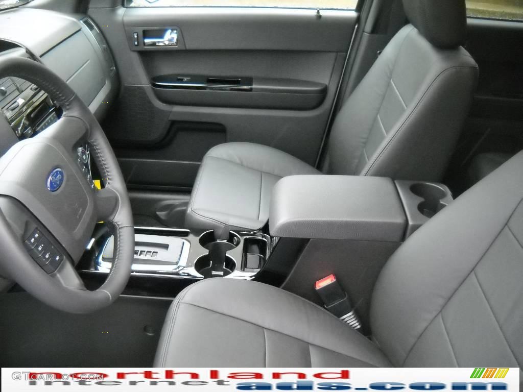 2010 Escape Limited V6 4WD - Ingot Silver Metallic / Charcoal Black photo #11