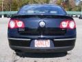 Deep Black - Passat Lux Sedan Photo No. 4