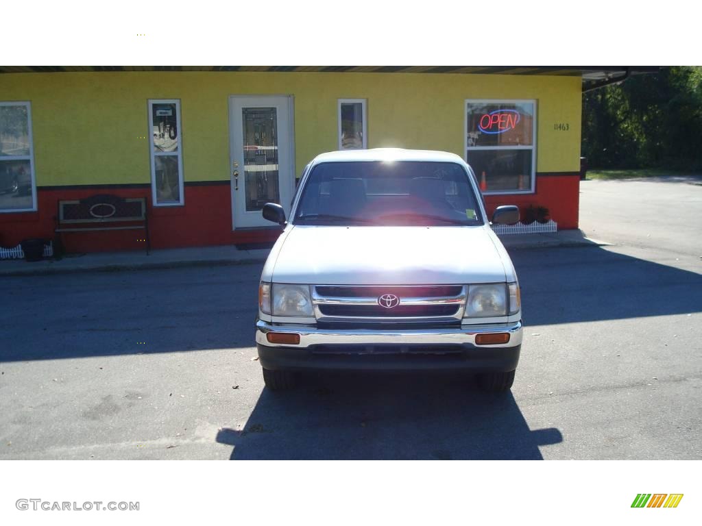 1997 Tacoma Regular Cab - White / Grey photo #2