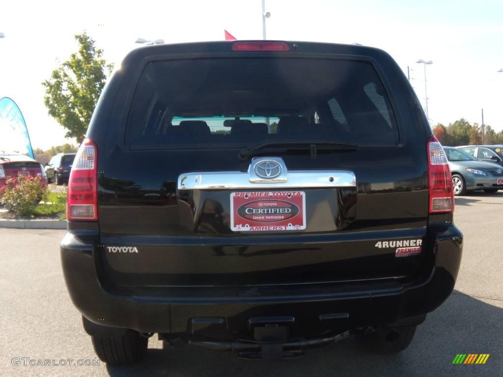 2006 4Runner SR5 4x4 - Black / Taupe photo #4