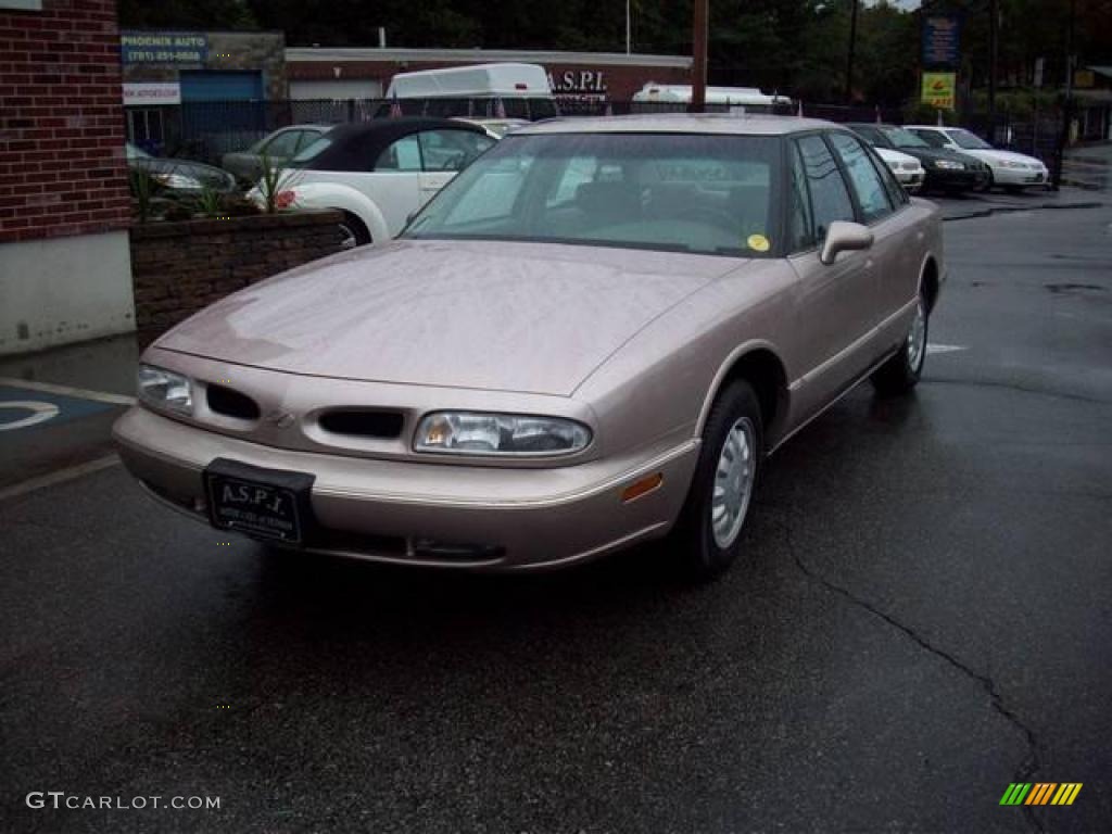 1998 Eighty-Eight LS - Light Beige Metallic / Beige photo #1