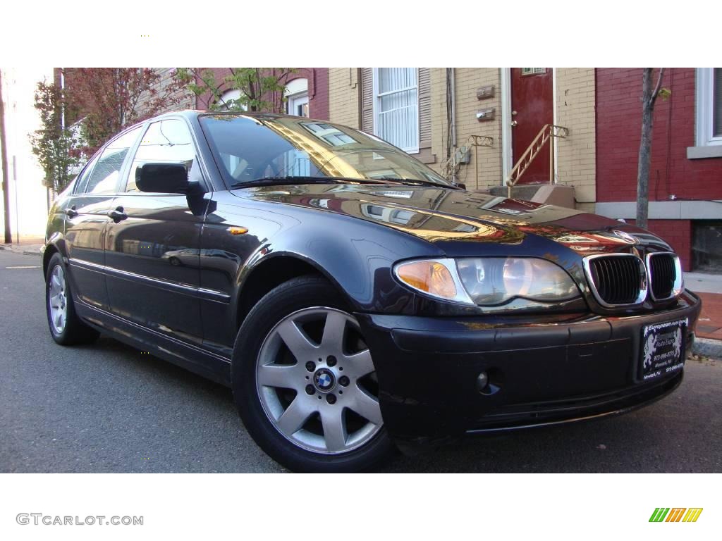 2004 3 Series 325i Sedan - Black Sapphire Metallic / Sand photo #2