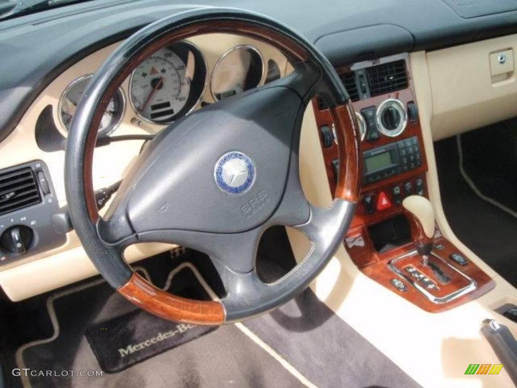 2003 SLK 320 Roadster - Black / Sienna Beige photo #21