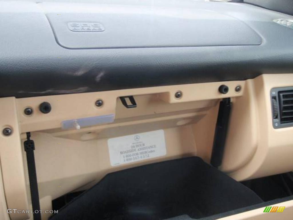2003 SLK 320 Roadster - Black / Sienna Beige photo #25