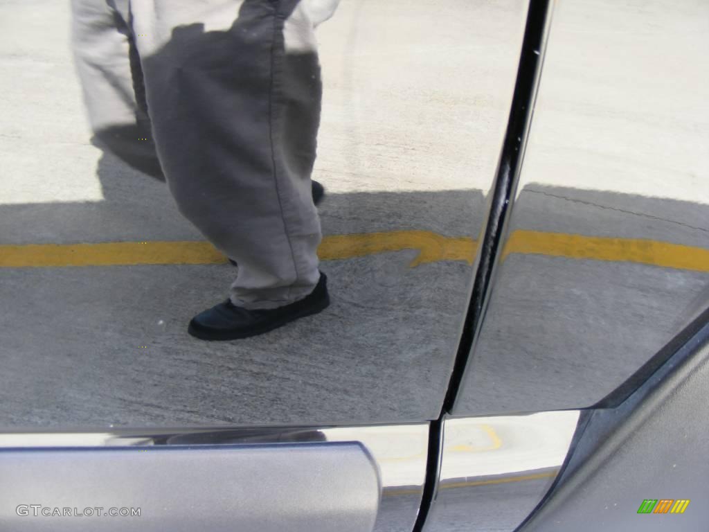 2003 Suburban 1500 LT 4x4 - Black / Tan/Neutral photo #18