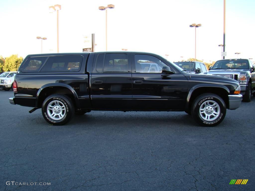 2003 Dakota SLT Quad Cab - Black / Dark Slate Gray photo #2