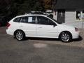 Polar White - Rio Cinco Hatchback Photo No. 4