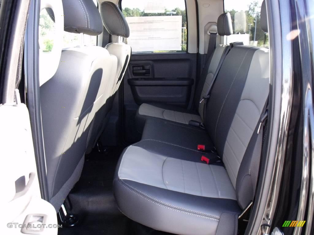2010 Ram 1500 ST Quad Cab - Brilliant Black Crystal Pearl / Dark Slate/Medium Graystone photo #7