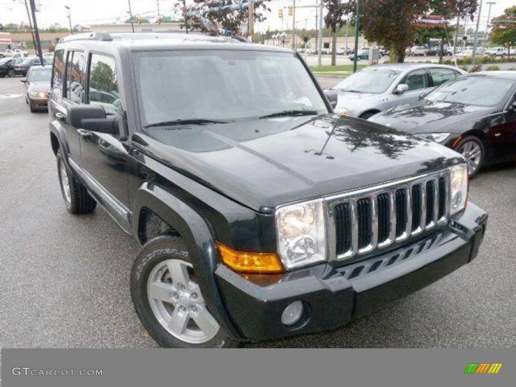 Black Clearcoat Jeep Commander