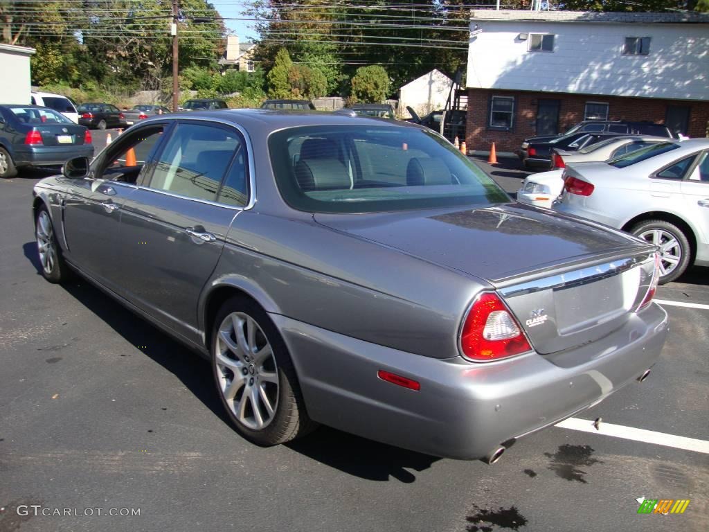 2008 XJ XJ8 L - Lunar Grey Metallic / Charcoal photo #9