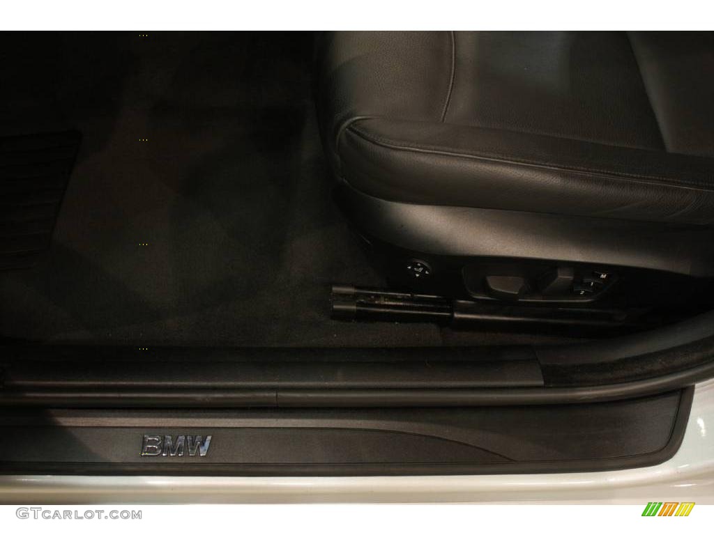 2006 3 Series 325xi Sedan - Titanium Silver Metallic / Black photo #10