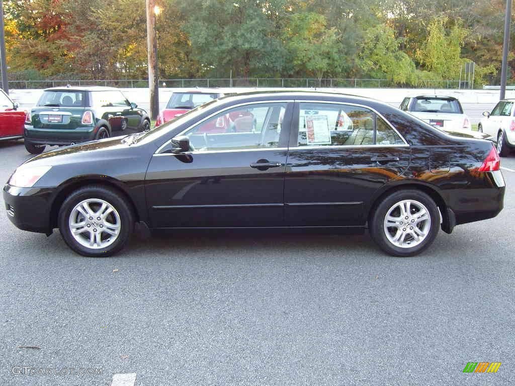 2006 Accord SE Sedan - Nighthawk Black Pearl / Ivory photo #17