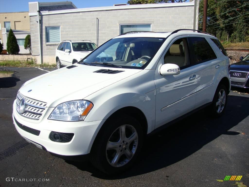 2008 ML 350 4Matic - Arctic White / Macadamia photo #1