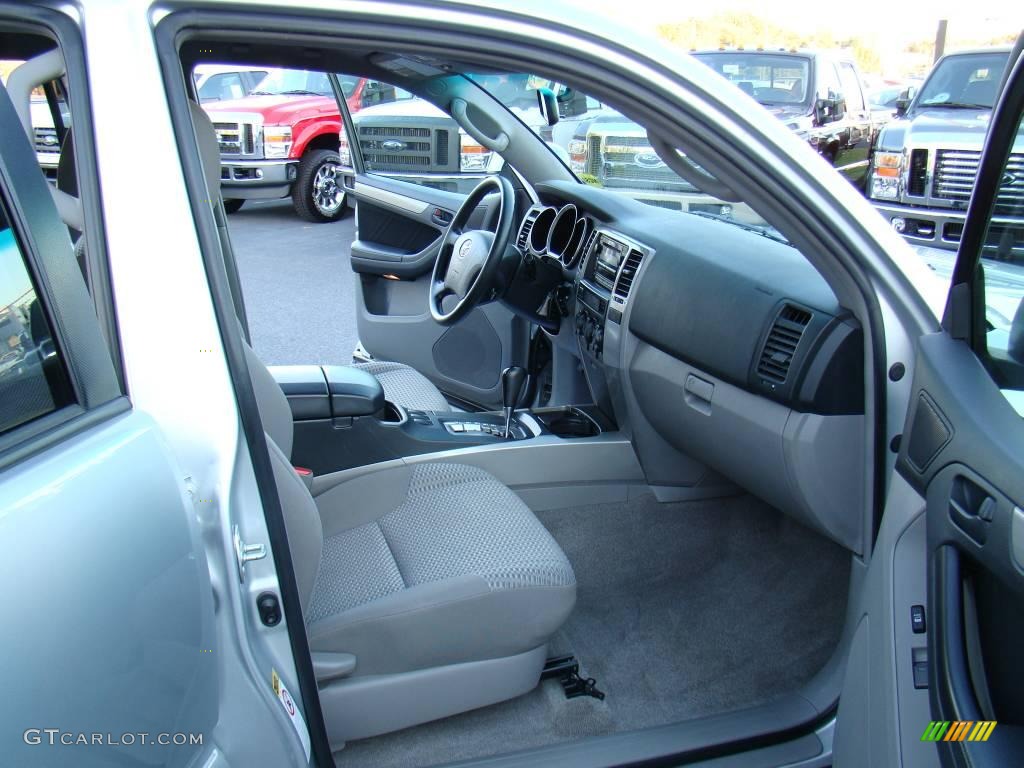 2008 4Runner SR5 - Titanium Metallic / Stone Gray photo #12