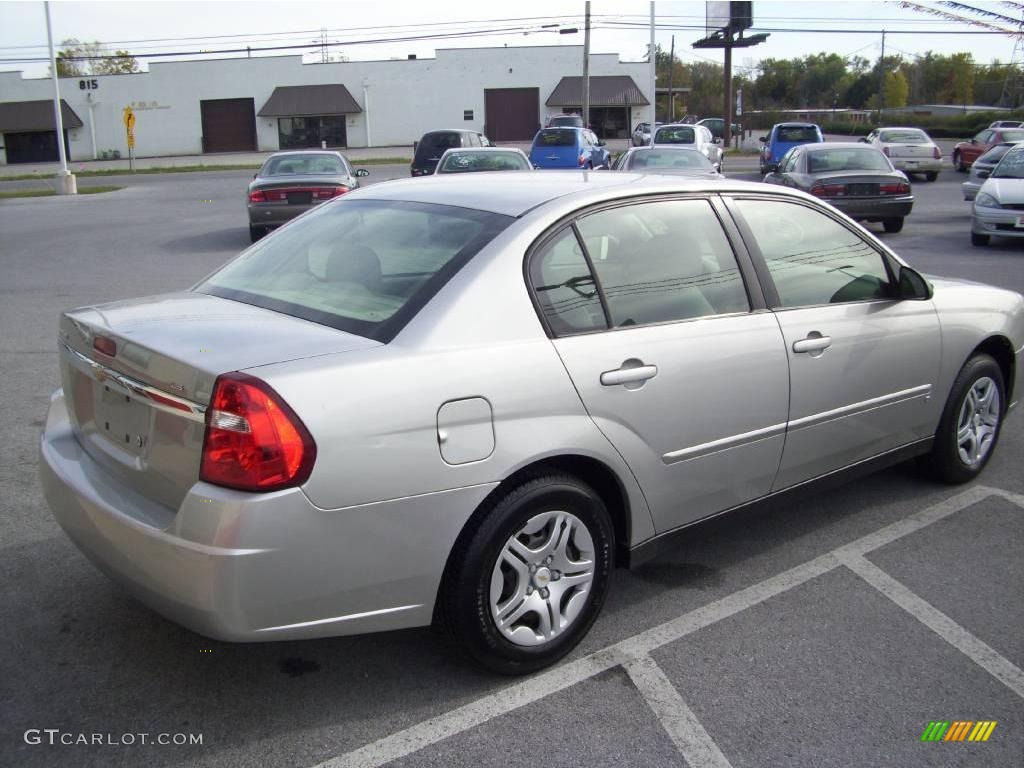 2006 Malibu LS Sedan - Silverstone Metallic / Titanium Gray photo #6