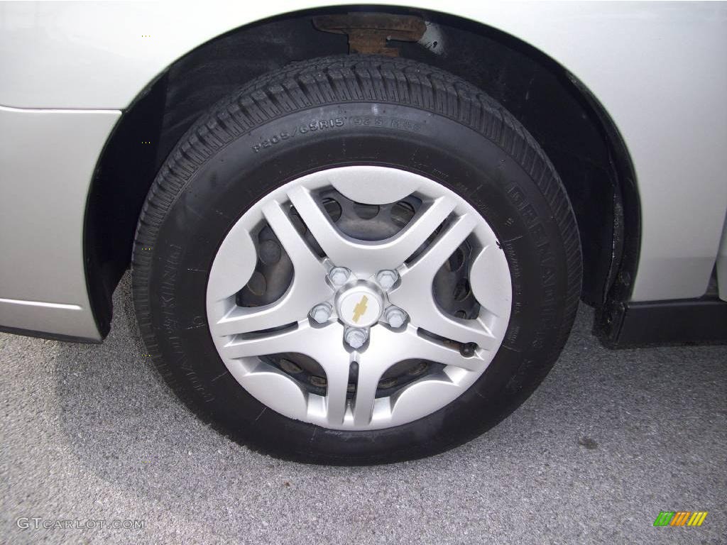 2006 Malibu LS Sedan - Silverstone Metallic / Titanium Gray photo #17
