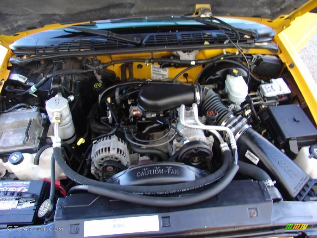 2002 Blazer Xtreme - Yellow / Graphite photo #27