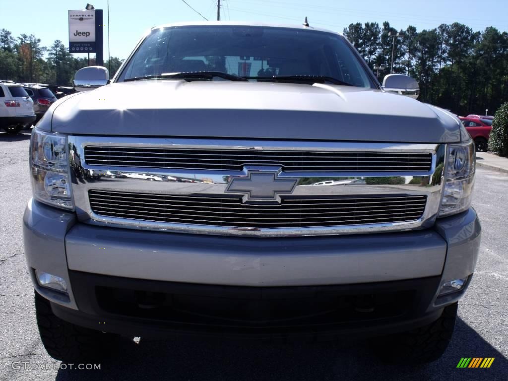 2008 Silverado 1500 LTZ Crew Cab 4x4 - Silver Birch Metallic / Light Titanium/Ebony Accents photo #3