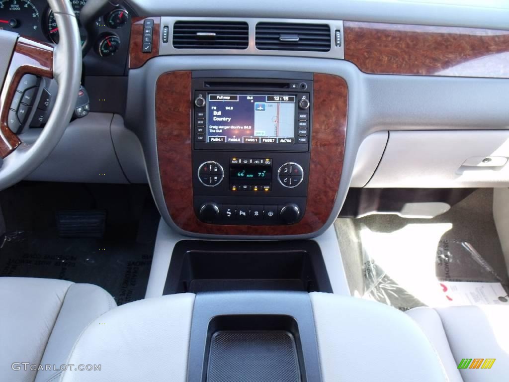 2008 Silverado 1500 LTZ Crew Cab 4x4 - Silver Birch Metallic / Light Titanium/Ebony Accents photo #21