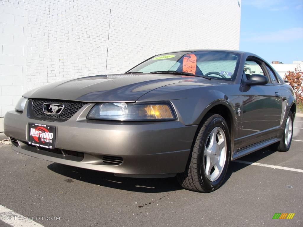 2001 Mustang V6 Coupe - Mineral Grey Metallic / Dark Charcoal photo #1