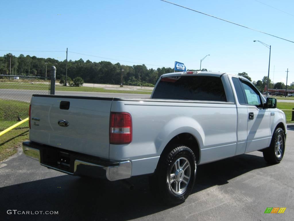 2006 F150 XLT Regular Cab - Oxford White / Medium Flint photo #3