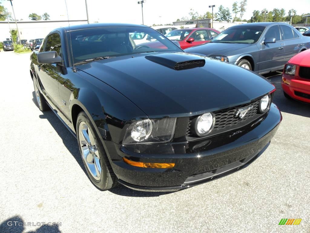 2008 Mustang GT Premium Coupe - Black / Dark Charcoal photo #1