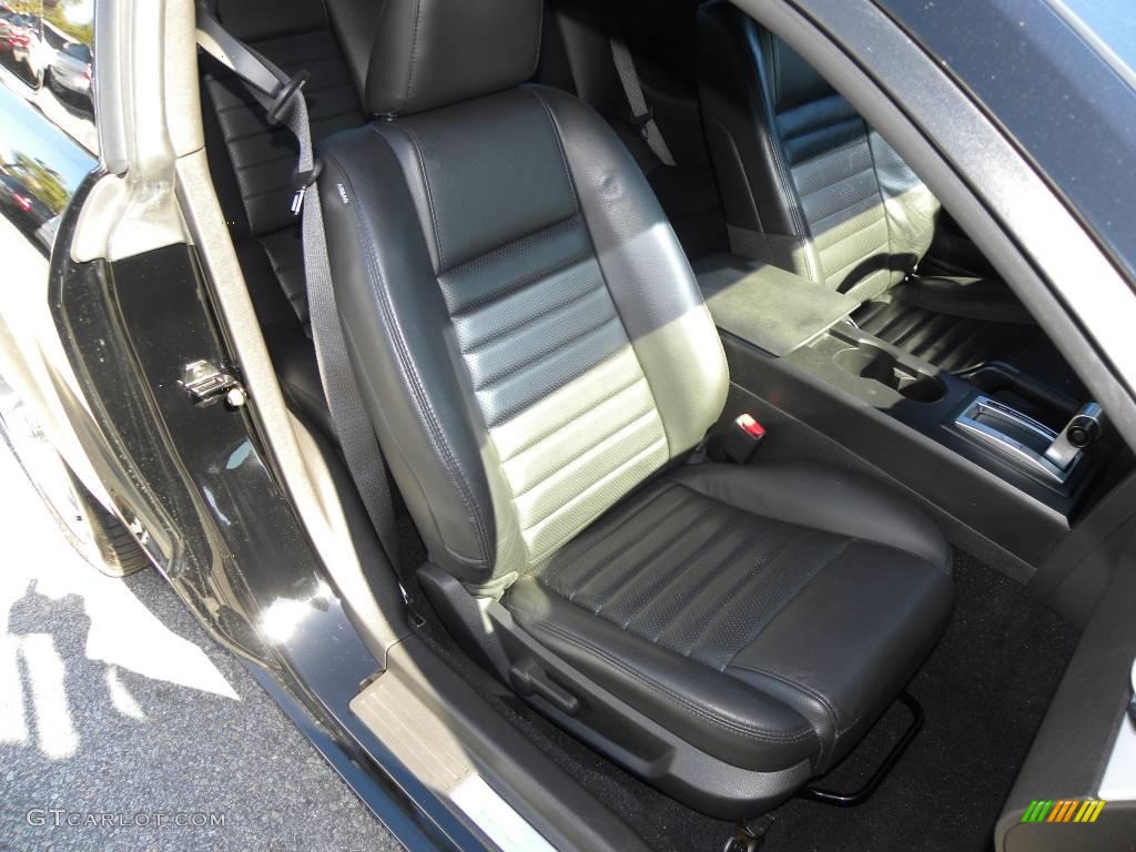 2008 Mustang GT Premium Coupe - Black / Dark Charcoal photo #7
