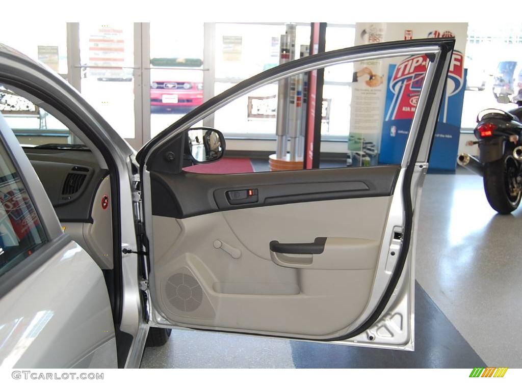 2010 Forte LX - Bright Silver / Stone photo #40