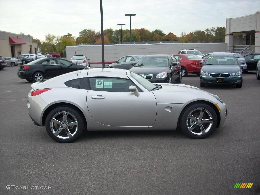 2009 Solstice GXP Coupe - Cool Silver / Ebony photo #3